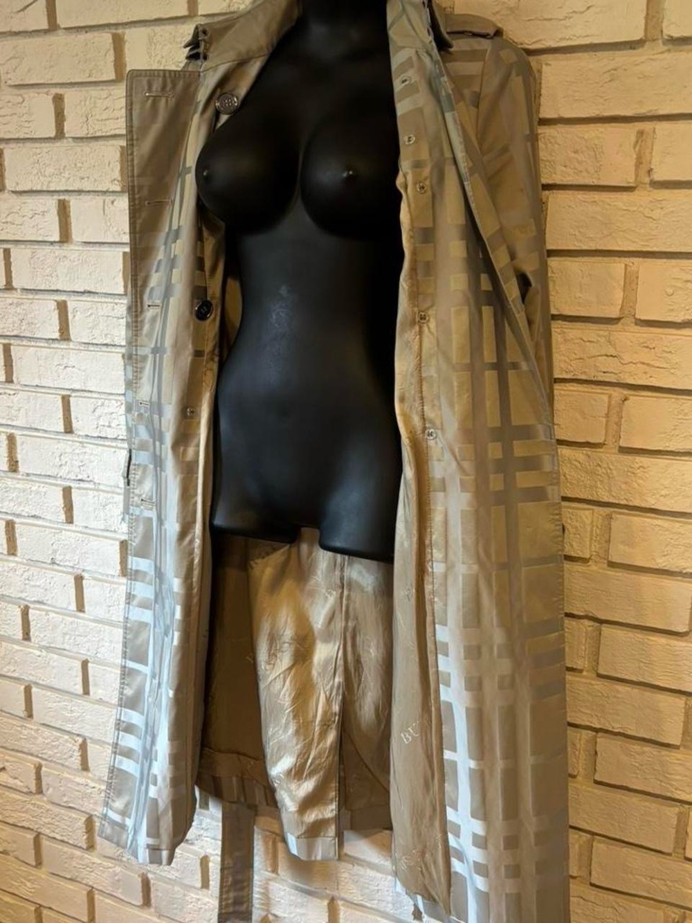 Burberry Tan Satin Long Trench Coat - Picture 10 of 12